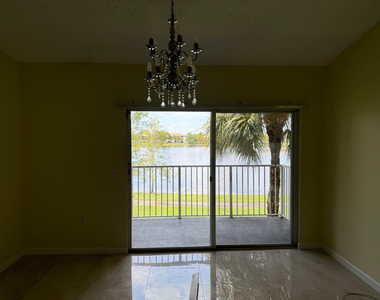 5061 Wiles Road - Photo Thumbnail 8