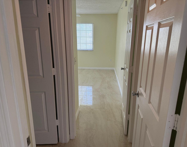 5061 Wiles Road - Photo Thumbnail 26