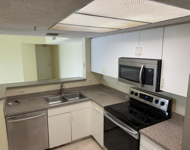 5061 Wiles Road - Photo Thumbnail 22