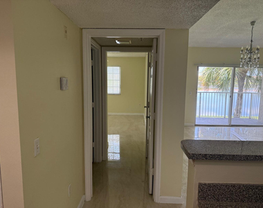 5061 Wiles Road - Photo Thumbnail 23