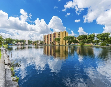 4707 Nw 7th Street - Photo Thumbnail 27
