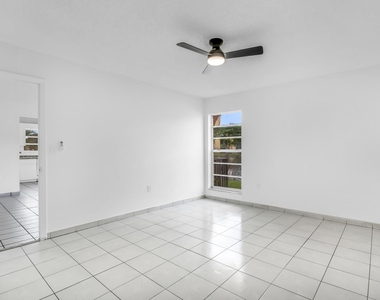 4707 Nw 7th Street - Photo Thumbnail 13
