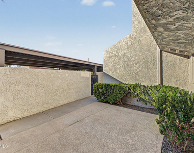4902 N 74th Street - Photo Thumbnail 26