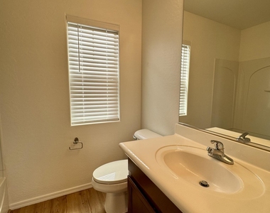 419 N Ranger Court - Photo Thumbnail 3