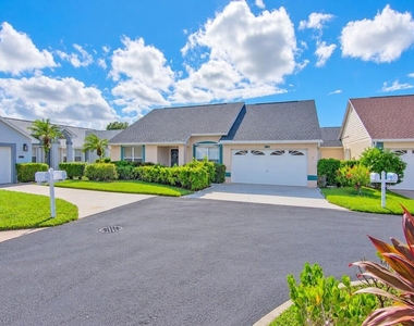 415 Nw Marsala Terrace - Photo Thumbnail 1