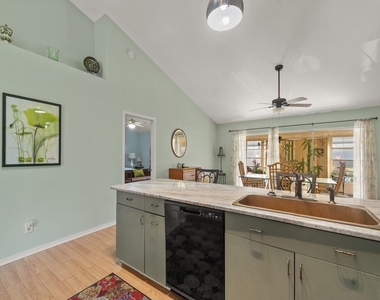 415 Nw Marsala Terrace - Photo Thumbnail 10