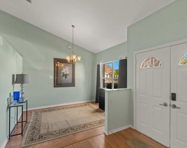 415 Nw Marsala Terrace - Photo Thumbnail 4