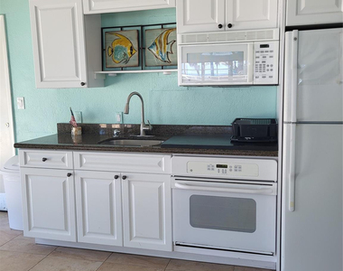 133 N Pompano Beach Boulevard - Photo Thumbnail 20