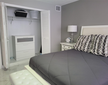 133 N Pompano Beach Boulevard - Photo Thumbnail 15