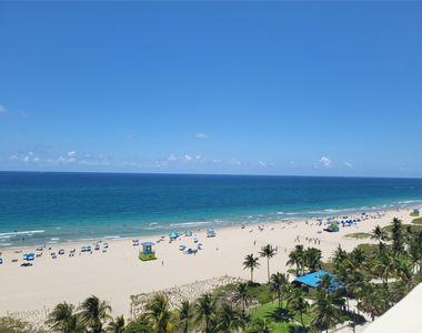 133 N Pompano Beach Boulevard - Photo Thumbnail 8