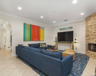 13974 Wind Flower Drive - Photo Thumbnail 5
