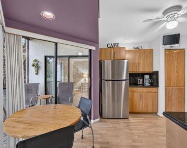 10 Lexington Lane E - Photo Thumbnail 5