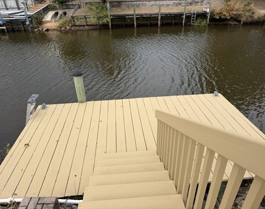 404 Ne Camelot Drive - Photo Thumbnail 12