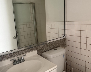 2221 Nw 56th Avenue - Photo Thumbnail 2