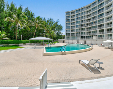 2774 S Ocean Boulevard - Photo Thumbnail 40