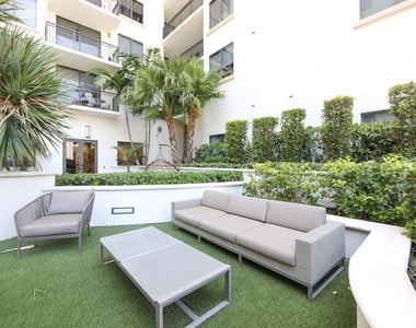 999 Sw 1st Avenue - Photo Thumbnail 34