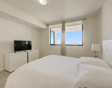 999 Sw 1st Avenue - Photo Thumbnail 14
