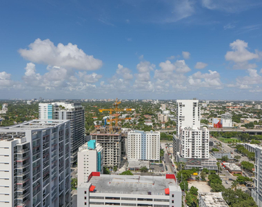 999 Sw 1st Avenue - Photo Thumbnail 23