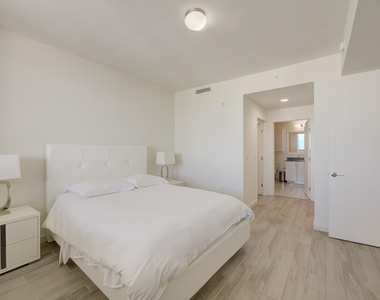 999 Sw 1st Avenue - Photo Thumbnail 15