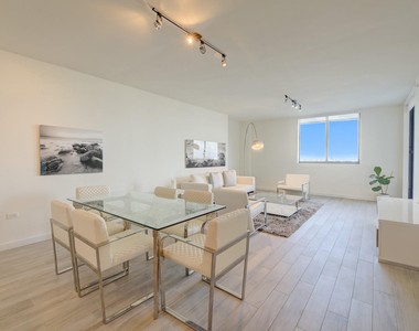999 Sw 1st Avenue - Photo Thumbnail 4