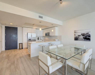 999 Sw 1st Avenue - Photo Thumbnail 10