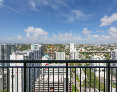 999 Sw 1st Avenue - Photo Thumbnail 21