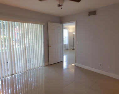 1845 Palm Cove Boulevard - Photo Thumbnail 16