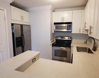 1845 Palm Cove Boulevard - Photo Thumbnail 9