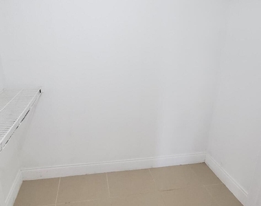 1845 Palm Cove Boulevard - Photo Thumbnail 17