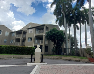 1845 Palm Cove Boulevard - Photo Thumbnail 4