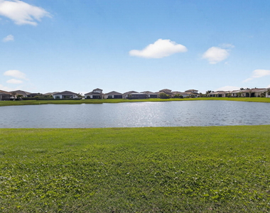 4805 Saint Armands Way - Photo Thumbnail 47