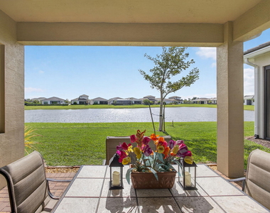 4805 Saint Armands Way - Photo Thumbnail 37