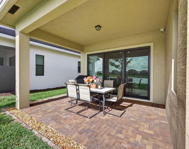 4805 Saint Armands Way - Photo Thumbnail 38