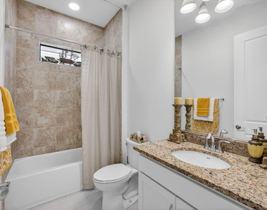 4805 Saint Armands Way - Photo Thumbnail 28