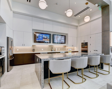 4805 Saint Armands Way - Photo Thumbnail 66