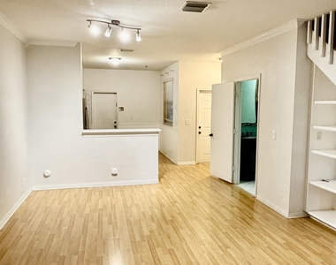 2124 Hacienda Terrace - Photo Thumbnail 6