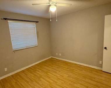 2124 Hacienda Terrace - Photo Thumbnail 8