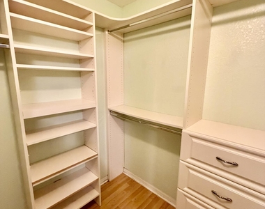 2124 Hacienda Terrace - Photo Thumbnail 4