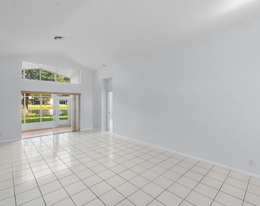 5737 Royal Club Dr. Drive - Photo Thumbnail 3