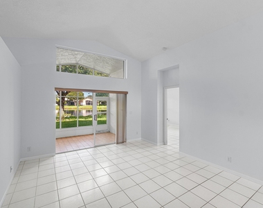 5737 Royal Club Dr. Drive - Photo Thumbnail 4