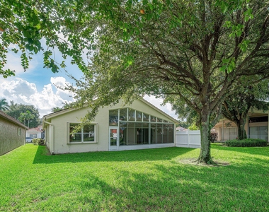 5737 Royal Club Dr. Drive - Photo Thumbnail 30