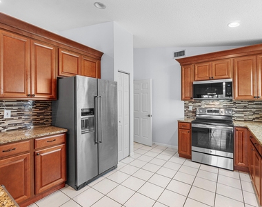 5737 Royal Club Dr. Drive - Photo Thumbnail 11