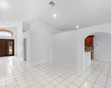 5737 Royal Club Dr. Drive - Photo Thumbnail 7