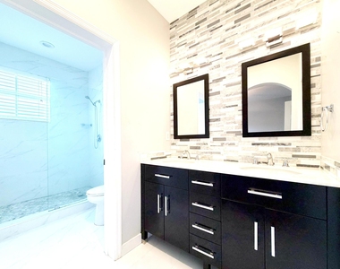 975 Sw 143rd - Photo Thumbnail 7
