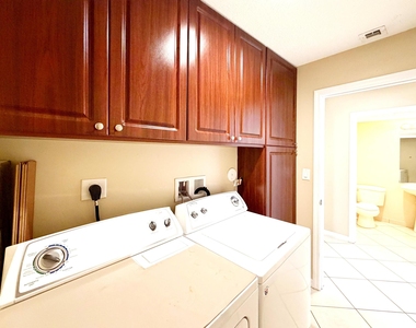 975 Sw 143rd - Photo Thumbnail 12