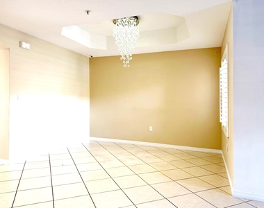 975 Sw 143rd - Photo Thumbnail 2