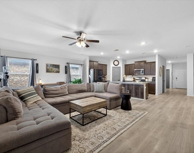 146 Whitetail Way - Photo Thumbnail 18