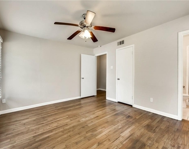 1601 Larkspur Drive - Photo Thumbnail 19