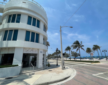 3000 Riomar Street - Photo Thumbnail 31