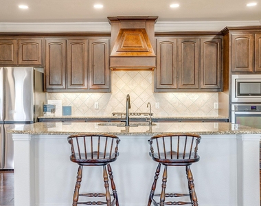 213 Park Villa Lane - Photo Thumbnail 18